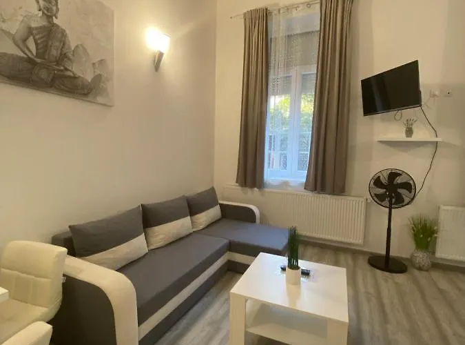 Belvarosi 3 Apartment